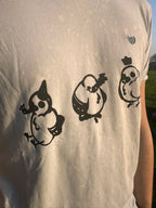 Pigeons - M light blue T-shirt