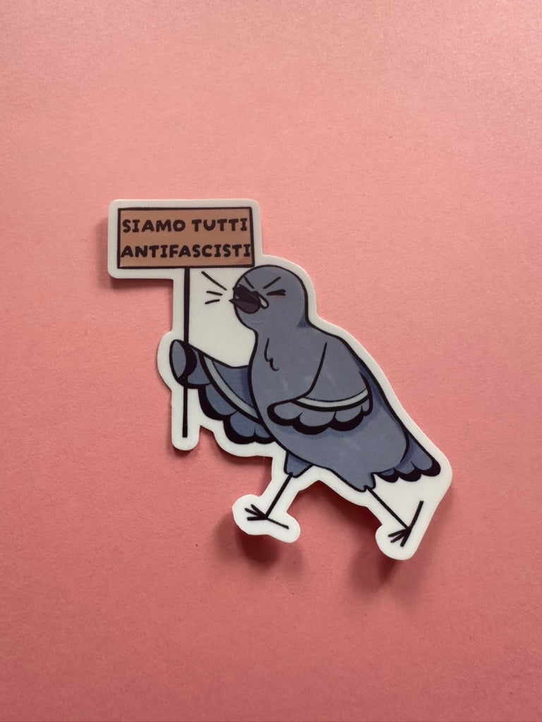 Protesting pigeon - Sticker