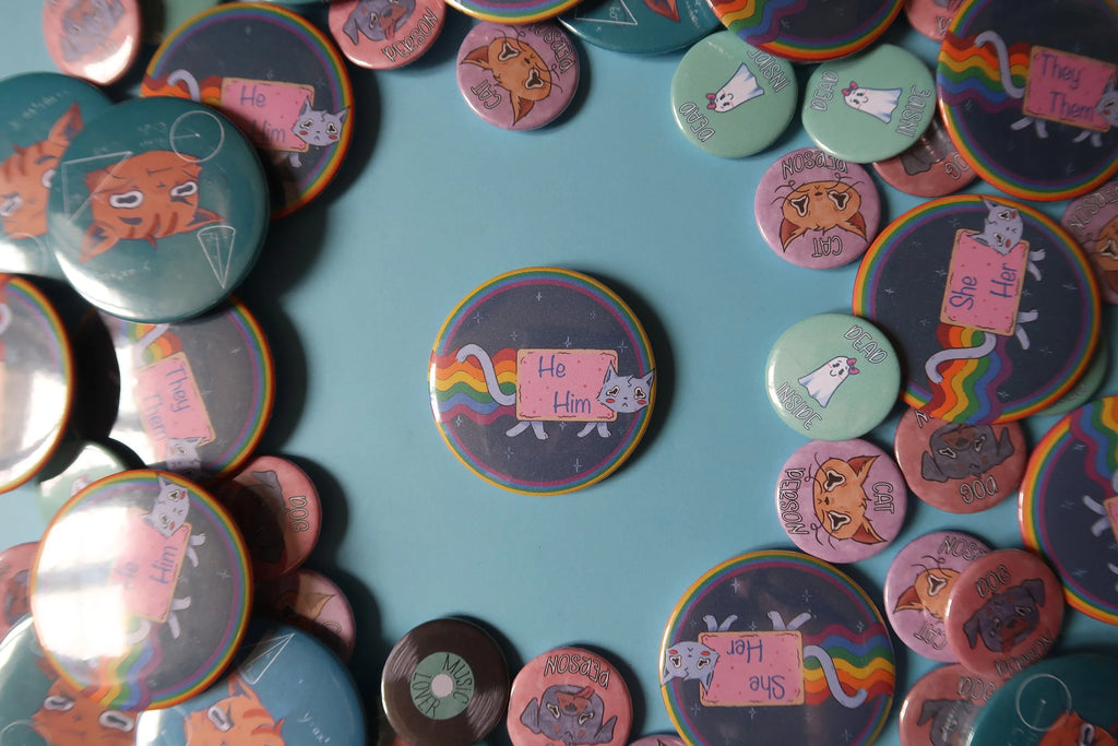 Pronoun - Large Badge