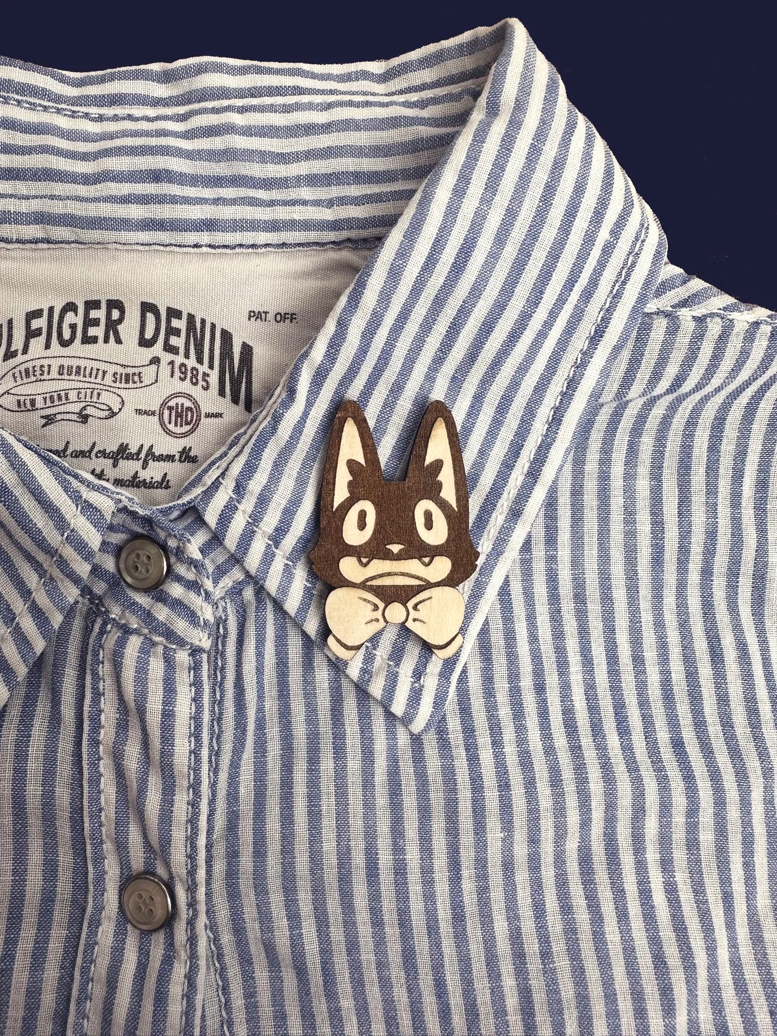 Jiji - Handmade Wooden Pin